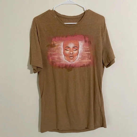 Hand painted tee - Picture 1 of 2